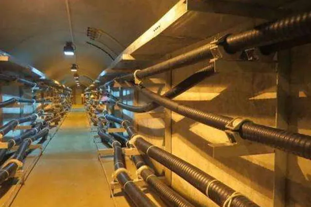 UNDERGROUND CABLES