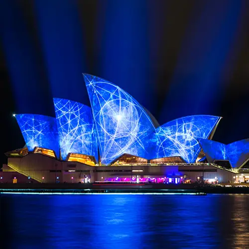 six_6_e42a60766f43d52c_1771660526129.webp